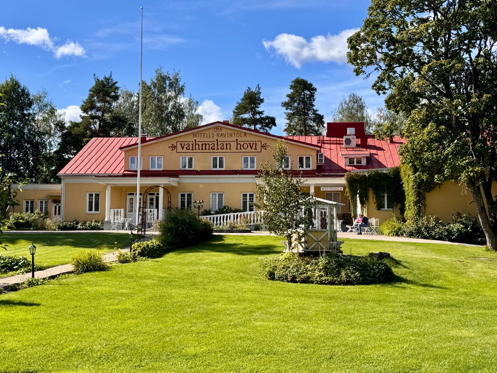 Lempäälä. Hotelli ja Ravintola Vaihmalan Hovi.