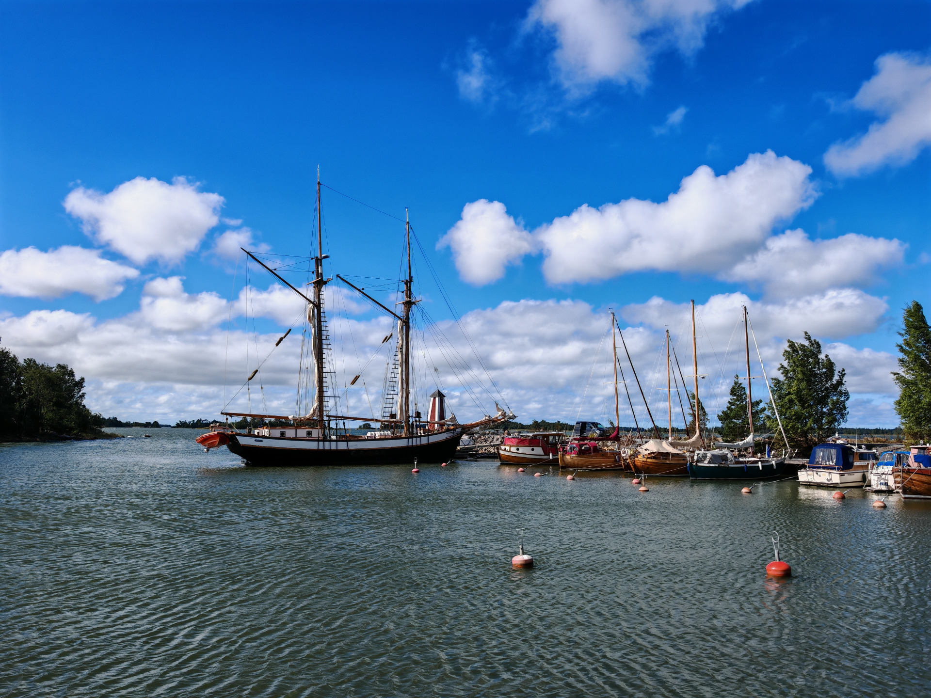 Kaljaasi Ihana. Laitakarin satama. Eurajoki